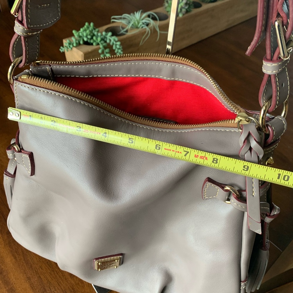 CLEARANCE 🌺🌸Dooney & Bourke Taupe Leather Hobo Bag with Tassels - Picture 12 of 12